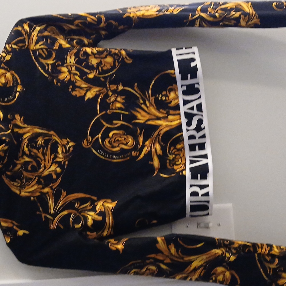 Woman Crop top by VERSACE size 6